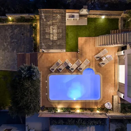 Olive Chrysi Luxury With In-room Plunge Pool *